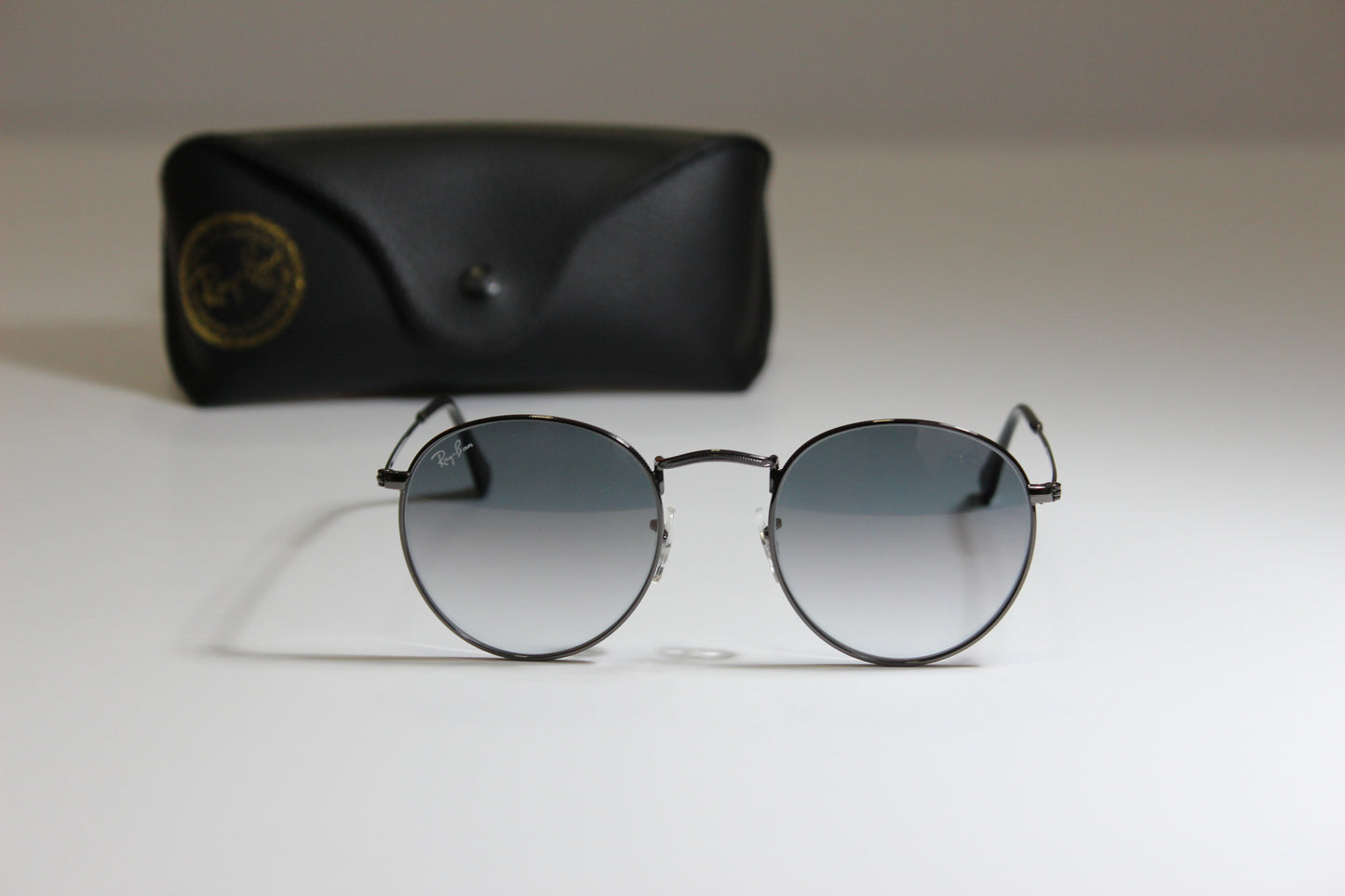 Ray-Ban Round metal