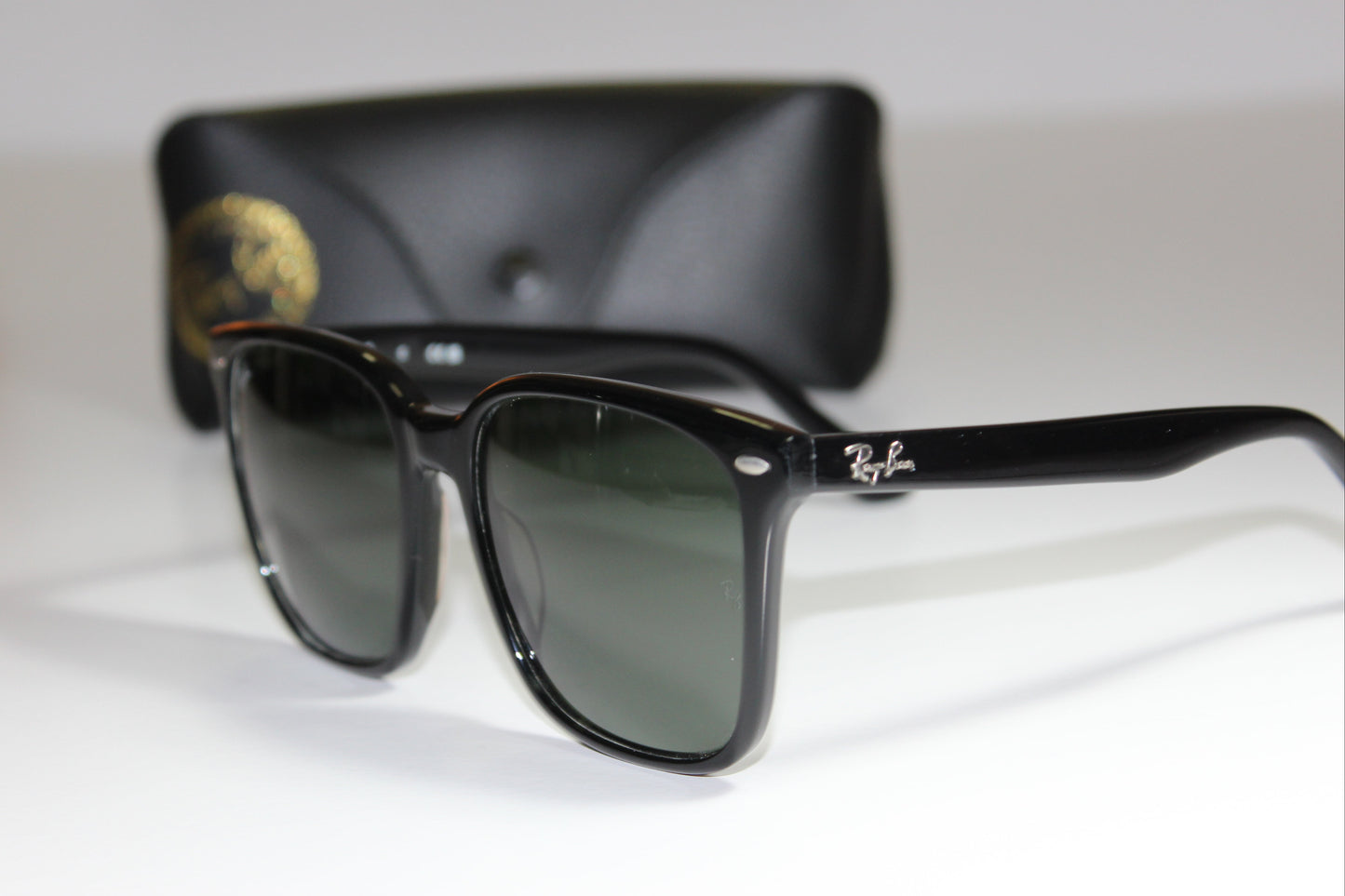 Ray-Ban Square
